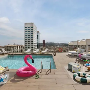 **** Hotel Moxy Hiszpania